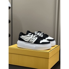 Fendi Low Shoes